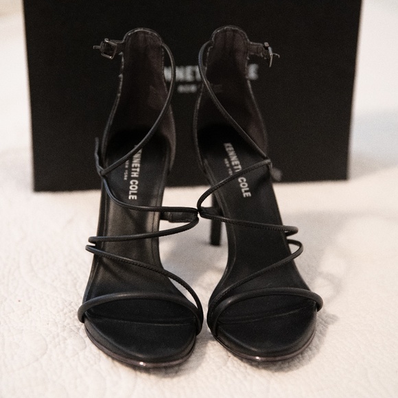 SOLD Kenneth Cole BRETT Black Strappy Heels - Picture 2 of 7